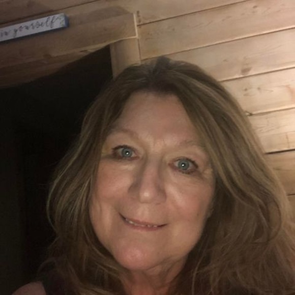 Meet your Posher, Sonia - Picture 1 of 1